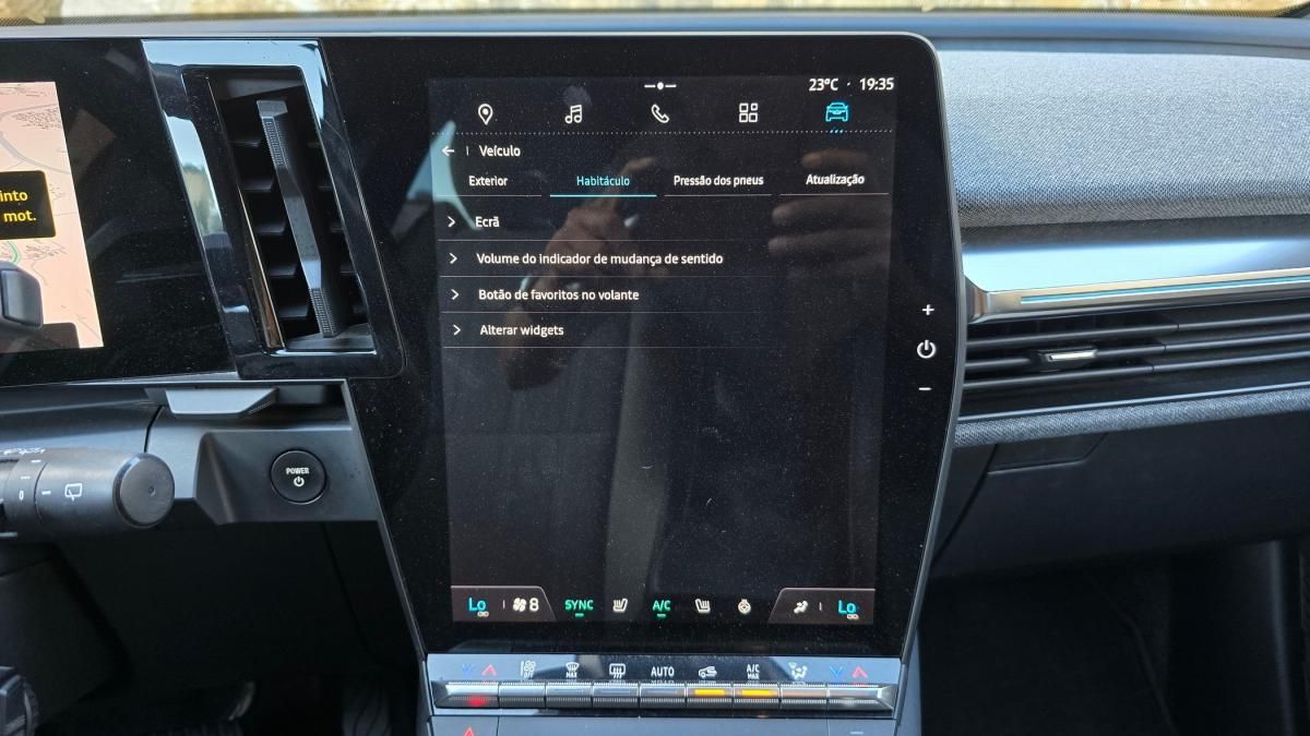 renault-megane-e-tech-2023-eletrico-0cc