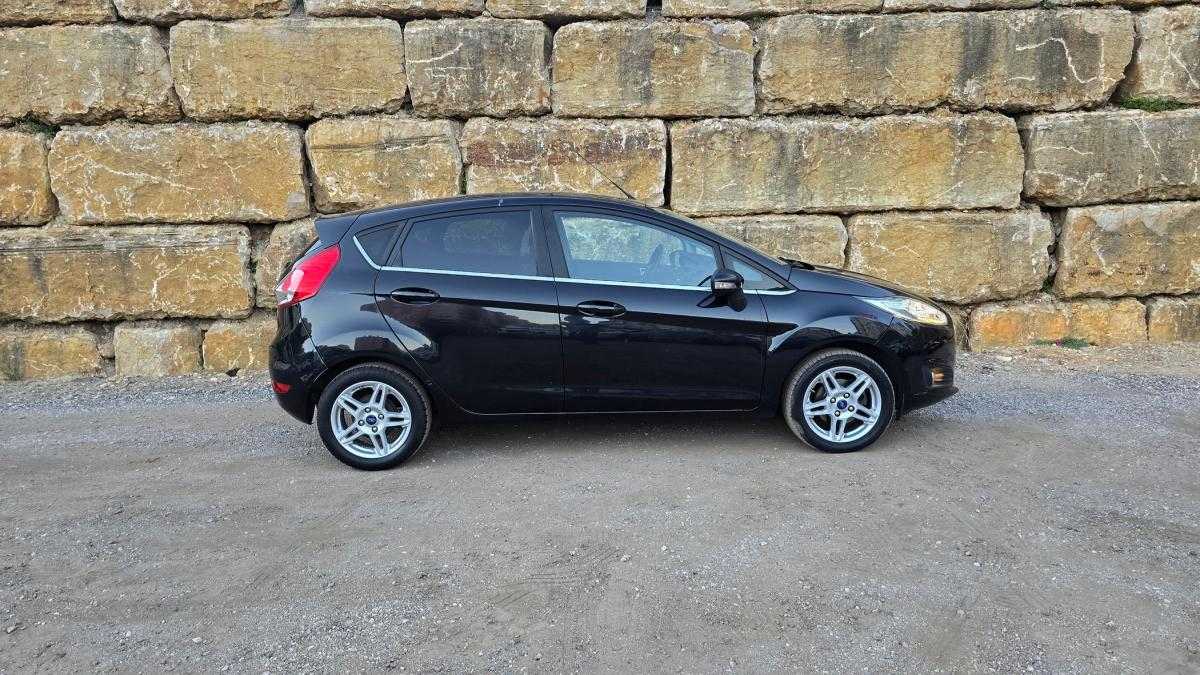ford-fiesta-2015-gasolina-1499cc