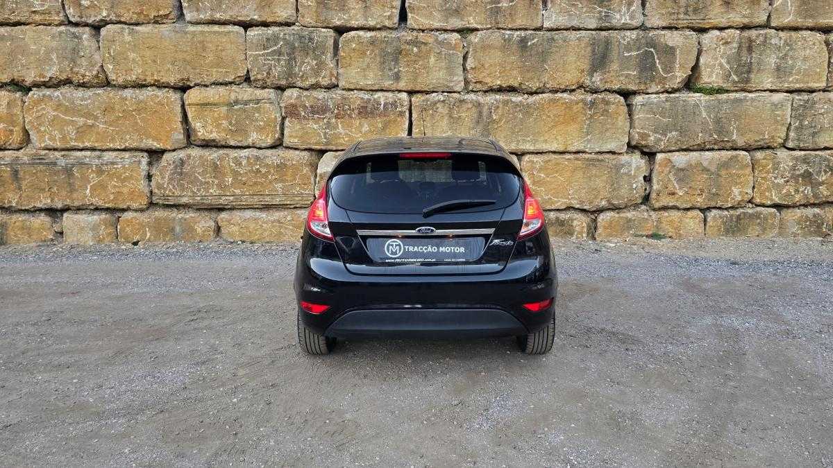 ford-fiesta-2015-gasolina-1499cc