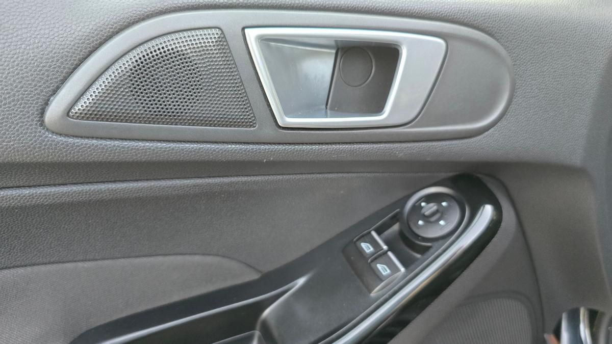 ford-fiesta-2015-gasolina-1499cc