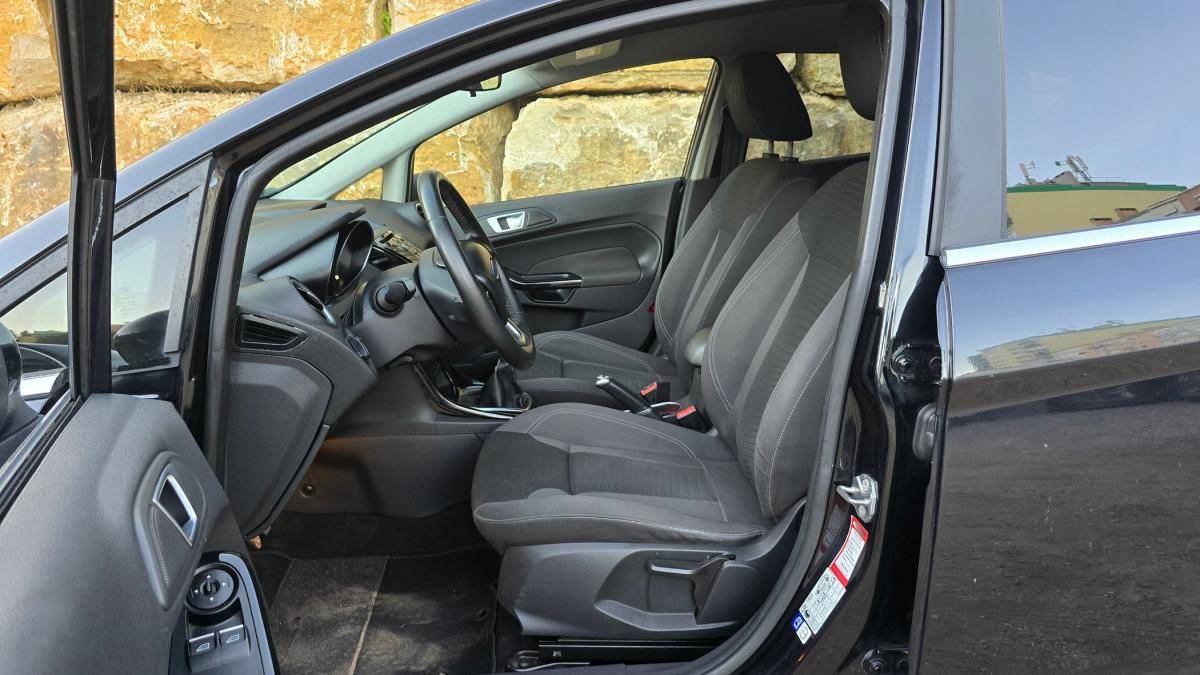 ford-fiesta-2015-gasolina-1499cc