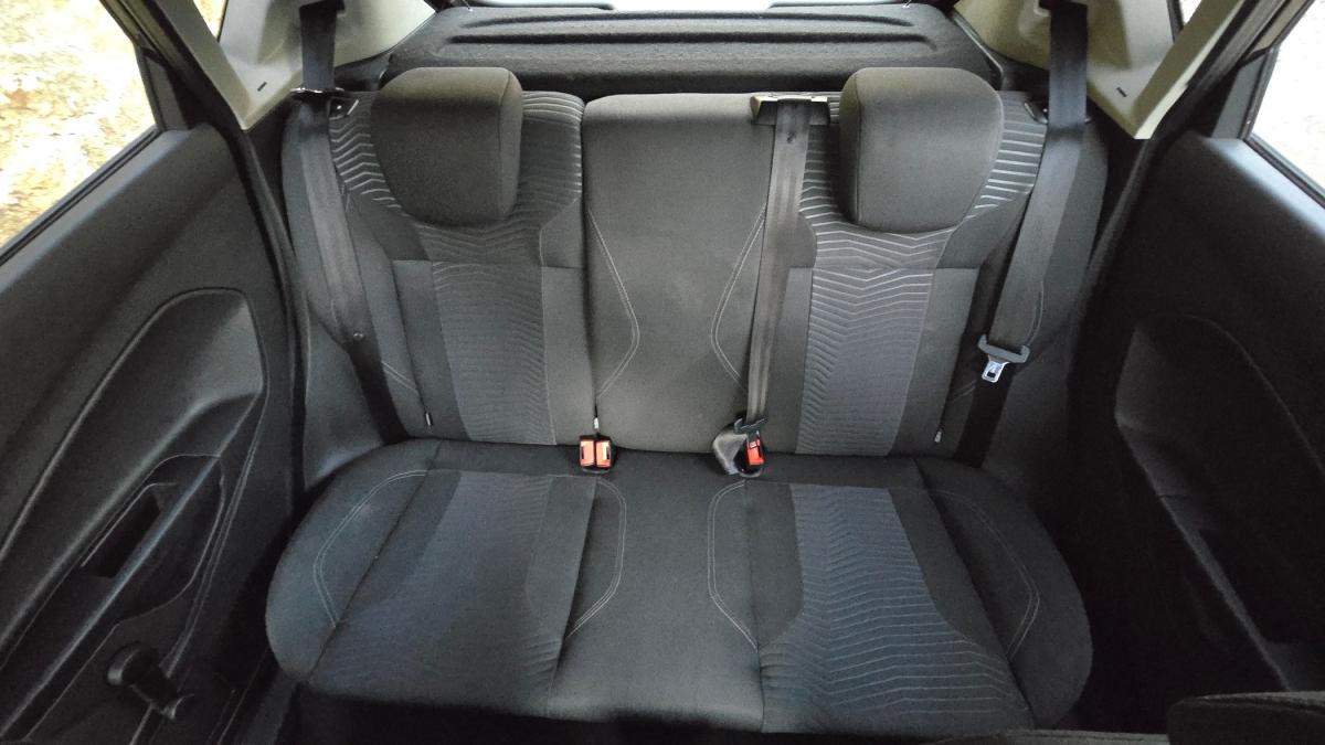 ford-fiesta-2015-gasolina-1499cc