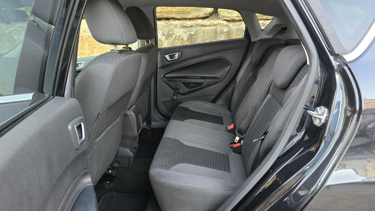 ford-fiesta-2015-gasolina-1499cc
