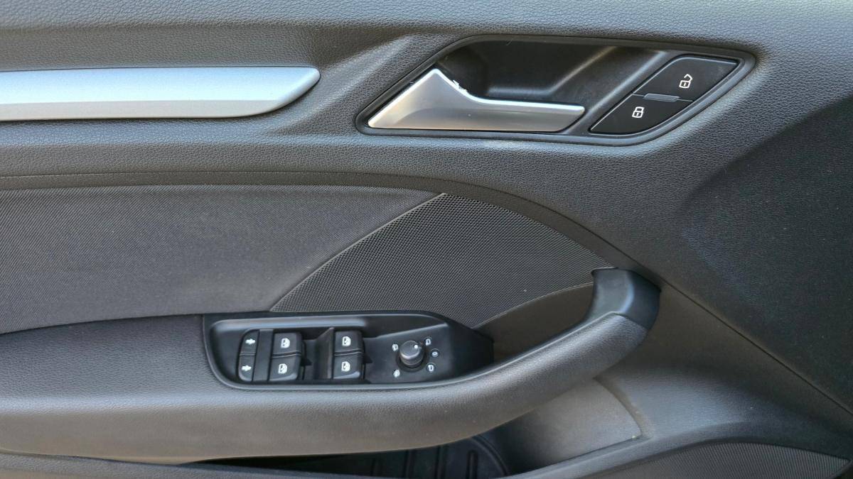 audi-a3-limousine-2018-diesel-1598cc