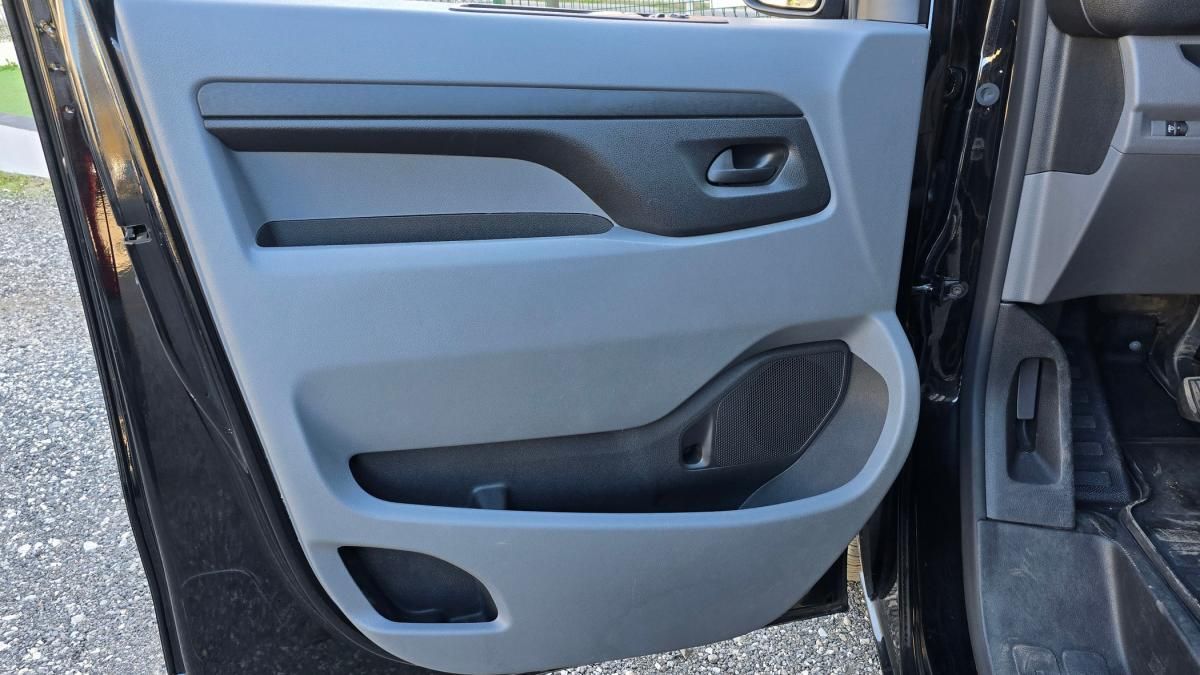 citroen-jumpy-2019-diesel-1499cc