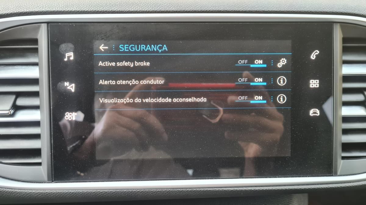 peugeot-308-sw-2020-diesel-1499cc