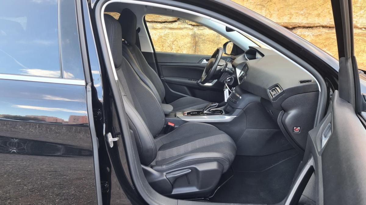 peugeot-308-sw-2020-diesel-1499cc