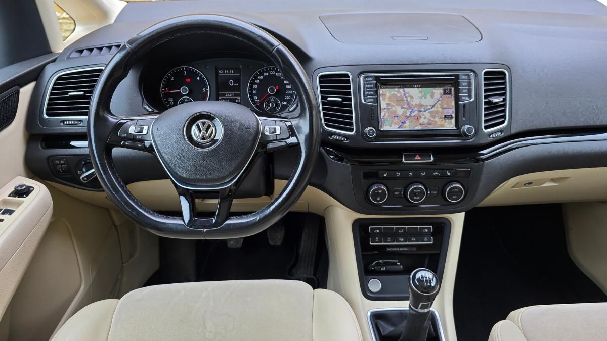 volkswagen-sharan-2017-diesel-1968cc