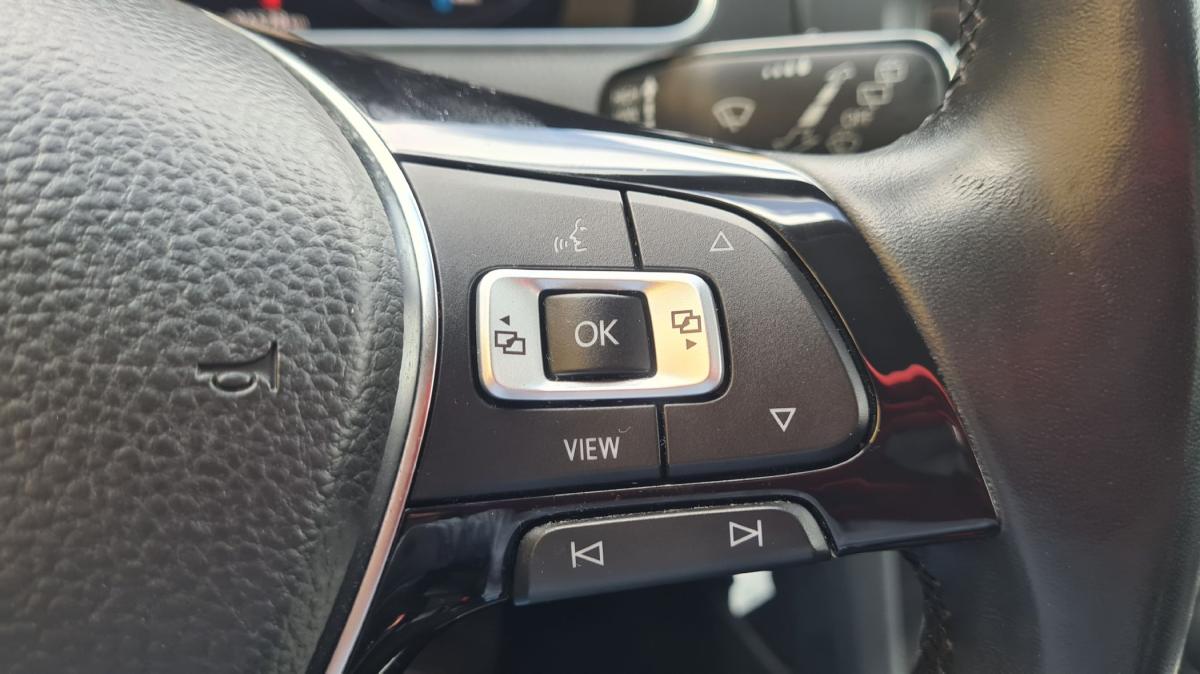 volkswagen-golf-2018-eletrico-500cc