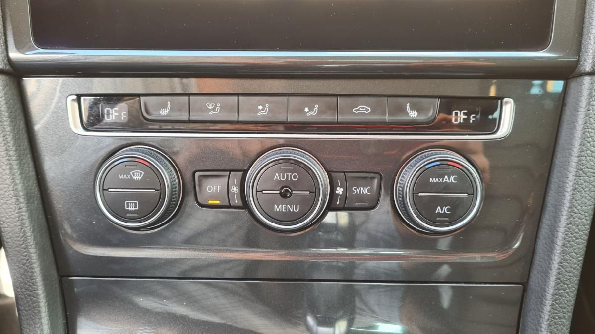 volkswagen-golf-2018-eletrico-500cc