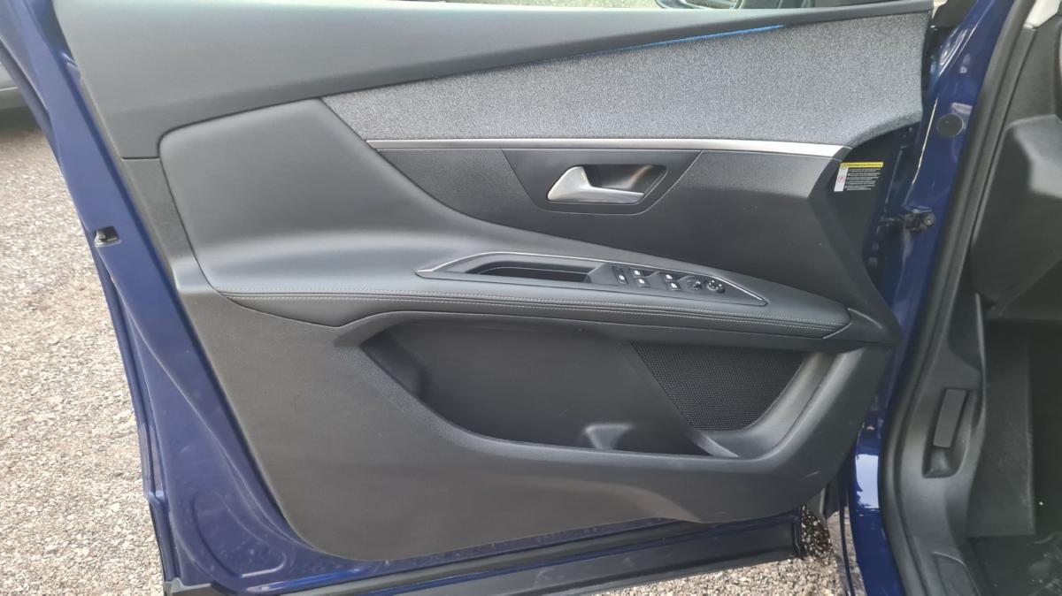 peugeot-3008-2019-diesel-1499cc