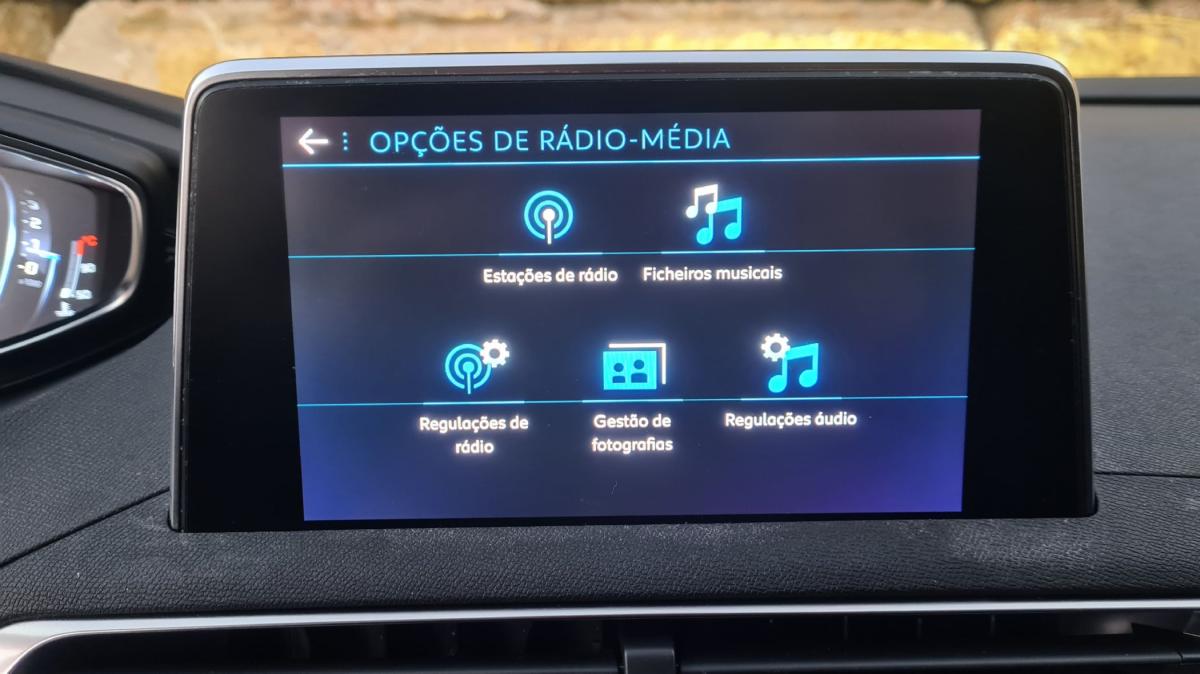 peugeot-3008-2019-diesel-1499cc