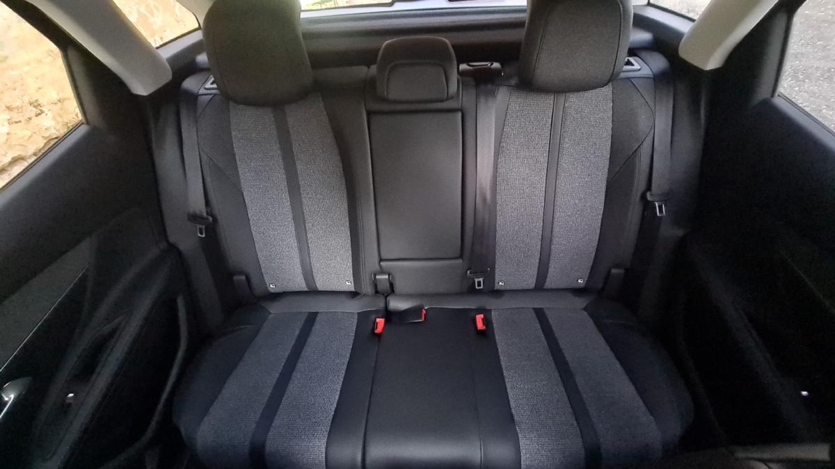 peugeot-3008-2019-diesel-1499cc