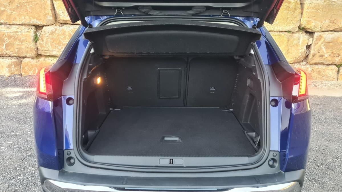 peugeot-3008-2019-diesel-1499cc