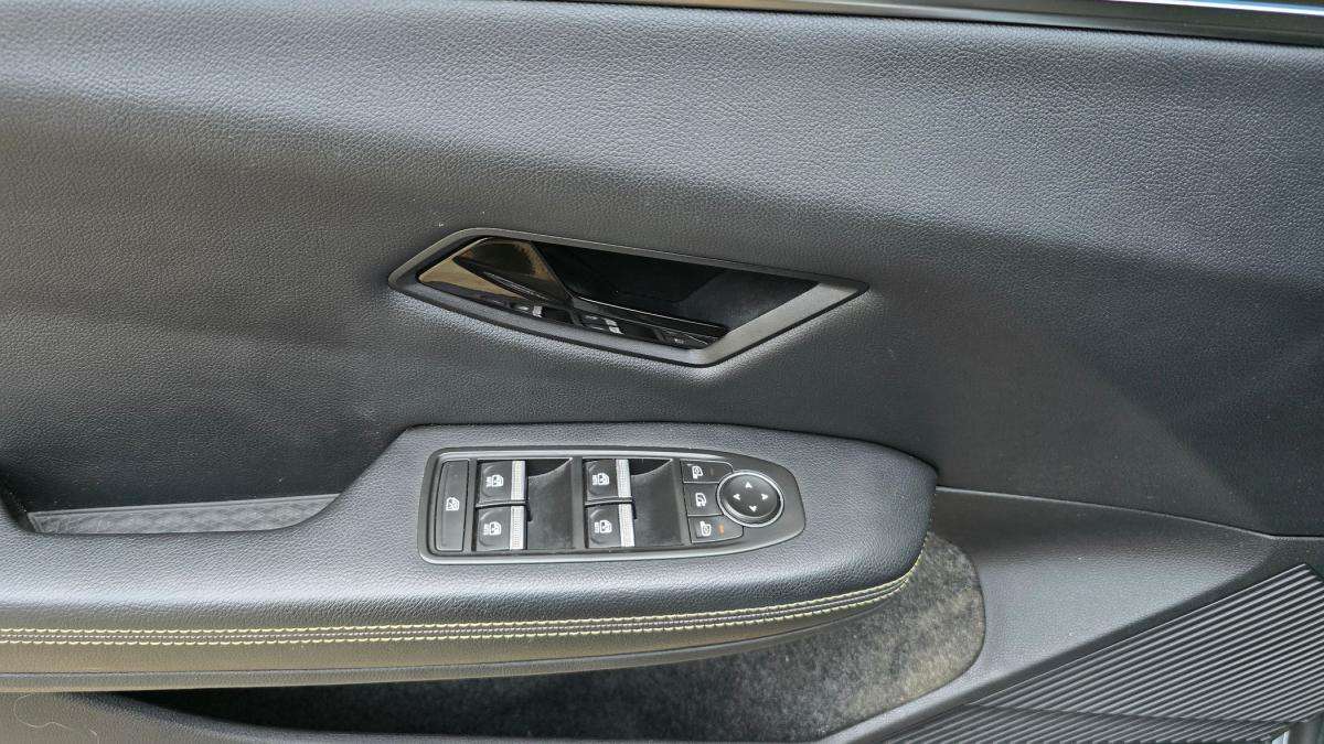 renault-megane-2022-eletrico-0cc