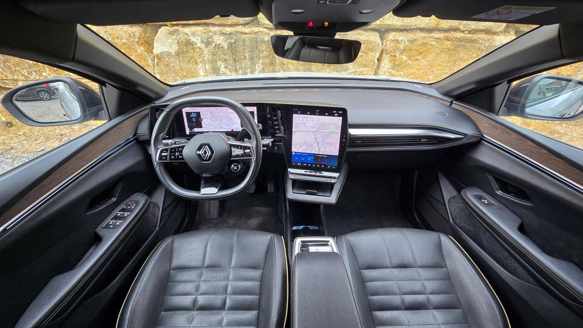 renault-megane-2022-eletrico-0cc
