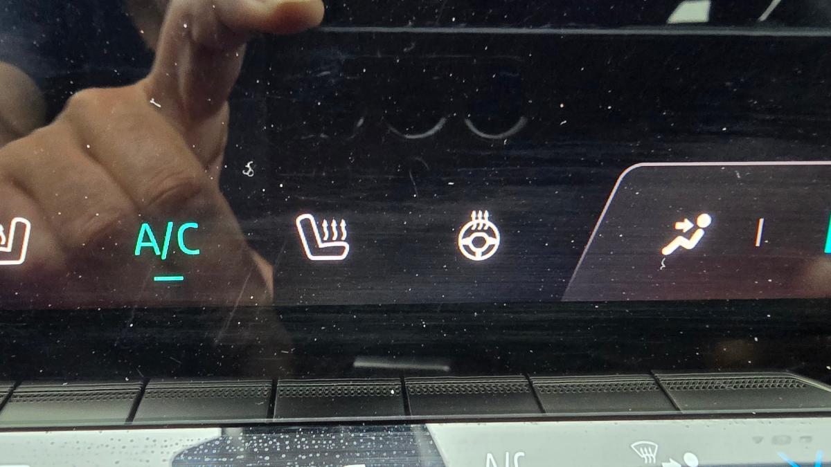 renault-megane-2022-eletrico-0cc