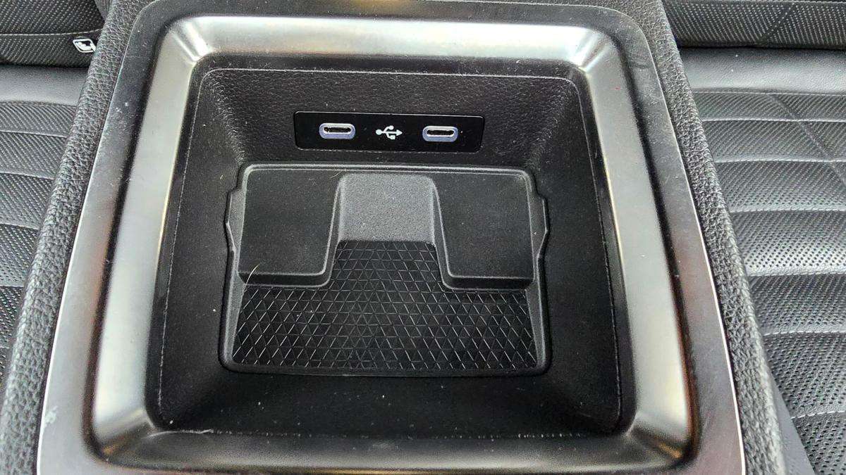 renault-megane-2022-eletrico-0cc