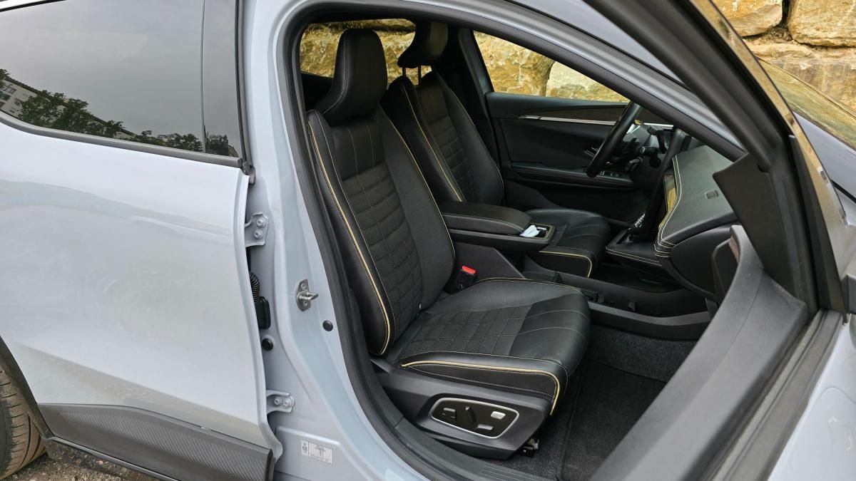 renault-megane-2022-eletrico-0cc
