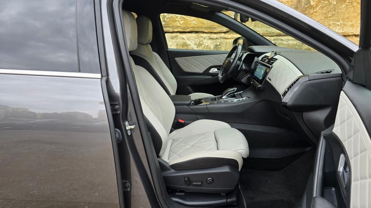 ds-ds-7-crossback-2022-hibrido-a-gasolina-1598cc