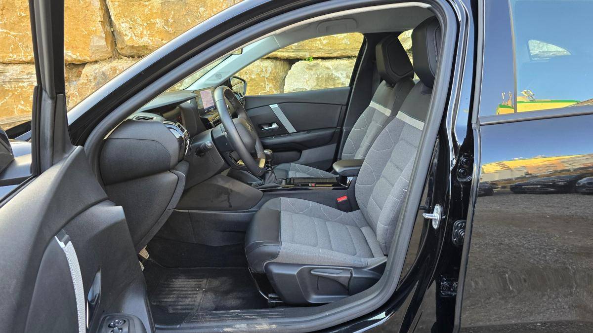 citroen-c4-2022-diesel-1499cc