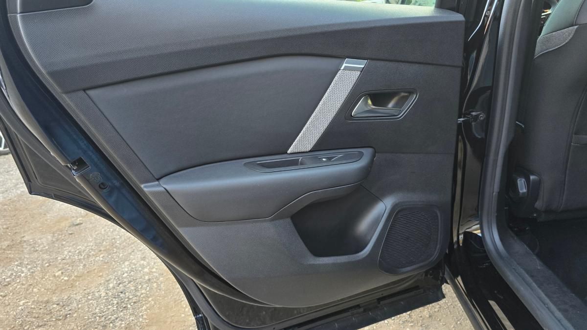 citroen-c4-2022-diesel-1499cc