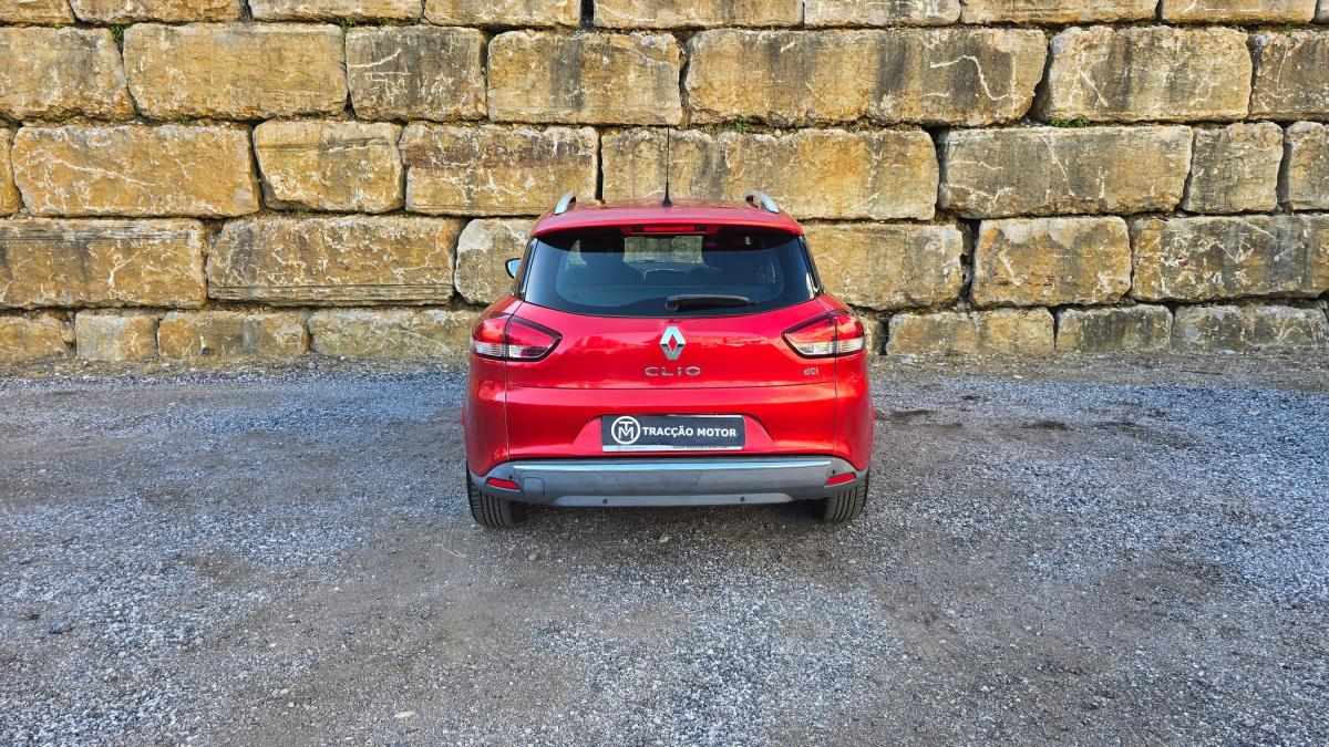 renault-clio-sport-tourer-2016-diesel-1461cc