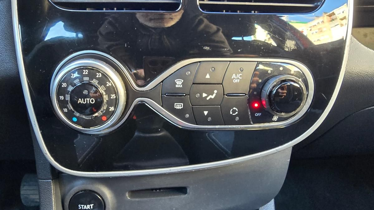 renault-clio-sport-tourer-2016-diesel-1461cc