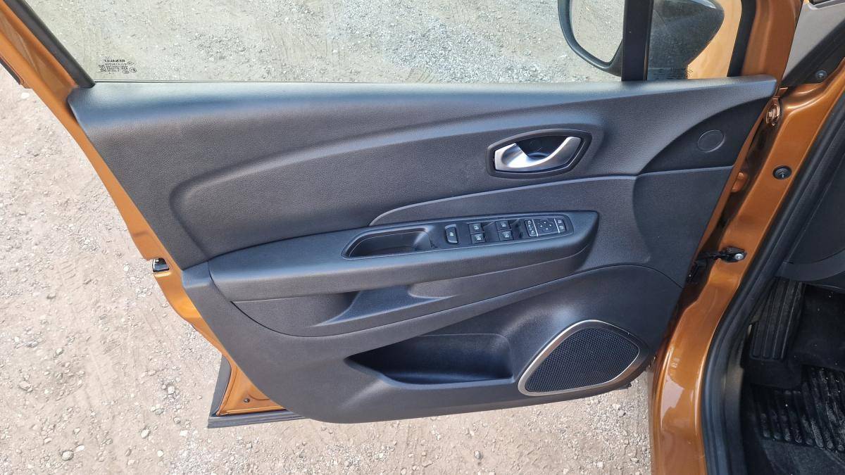 renault-captur-2019-diesel-1461cc