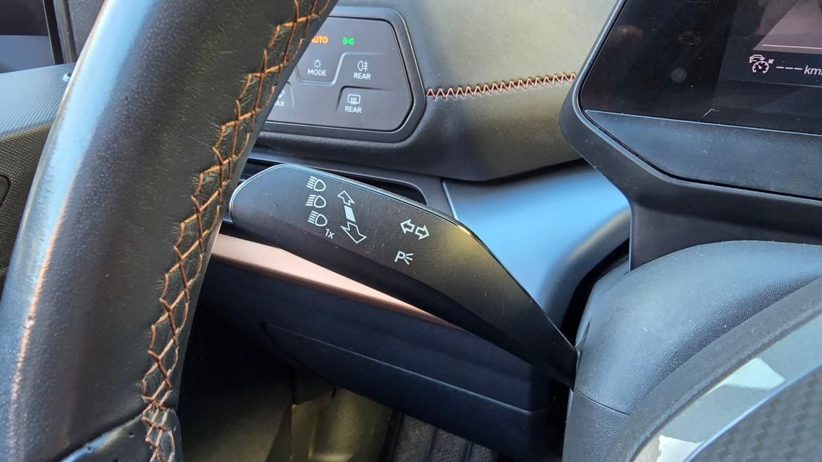 cupra-born-2023-eletrico-0cc