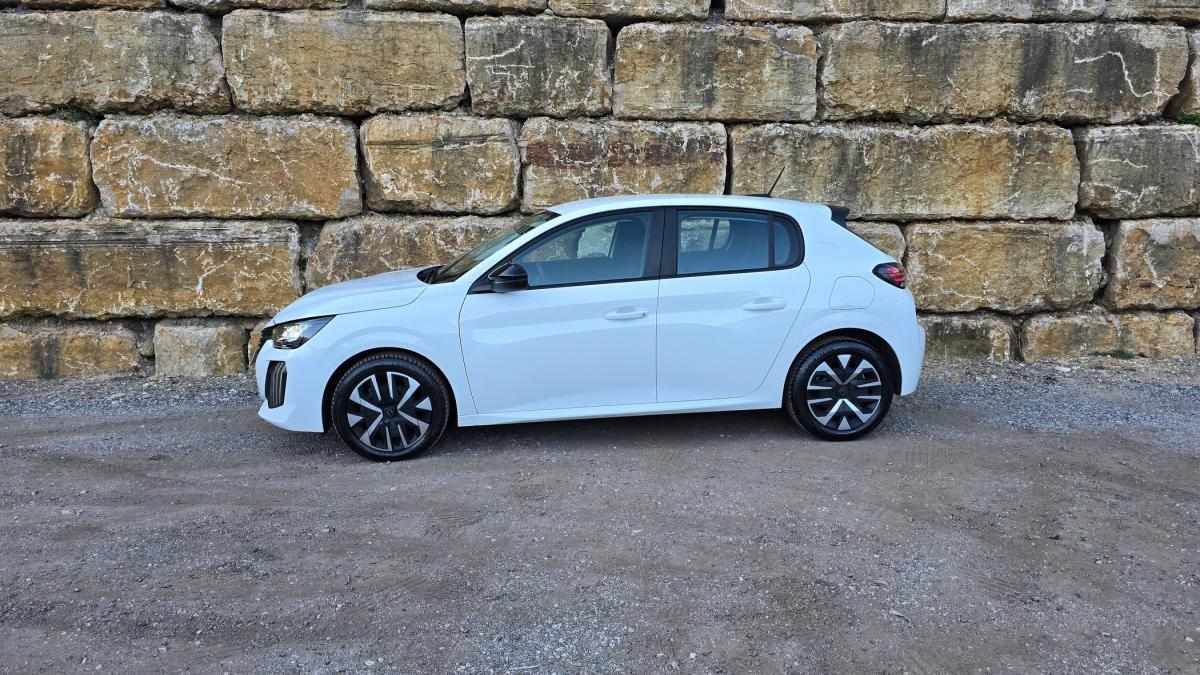 peugeot-208-2024-gasolina-1199cc