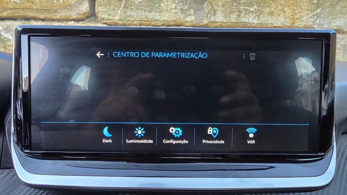 peugeot-208-2024-gasolina-1199cc