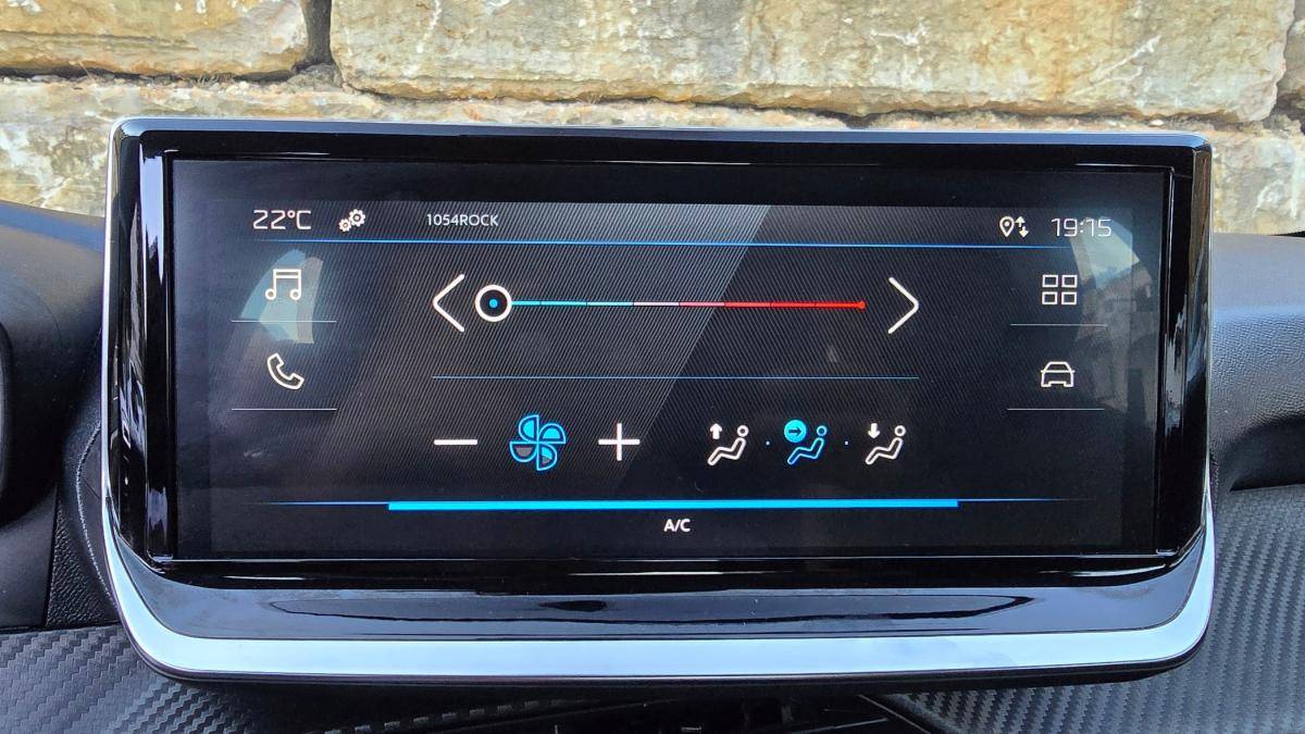 peugeot-208-2024-gasolina-1199cc
