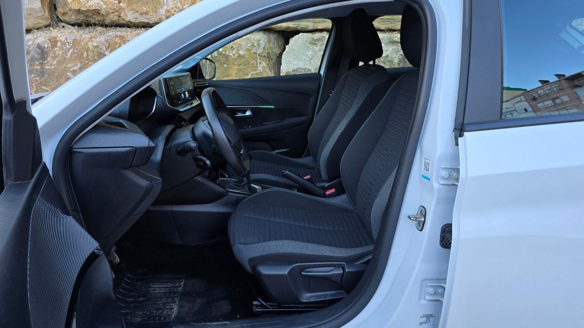 peugeot-208-2024-gasolina-1199cc