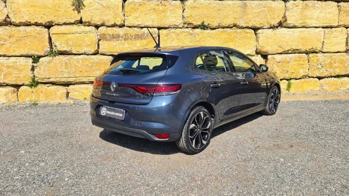 renault-megane-2022-diesel-1461cc