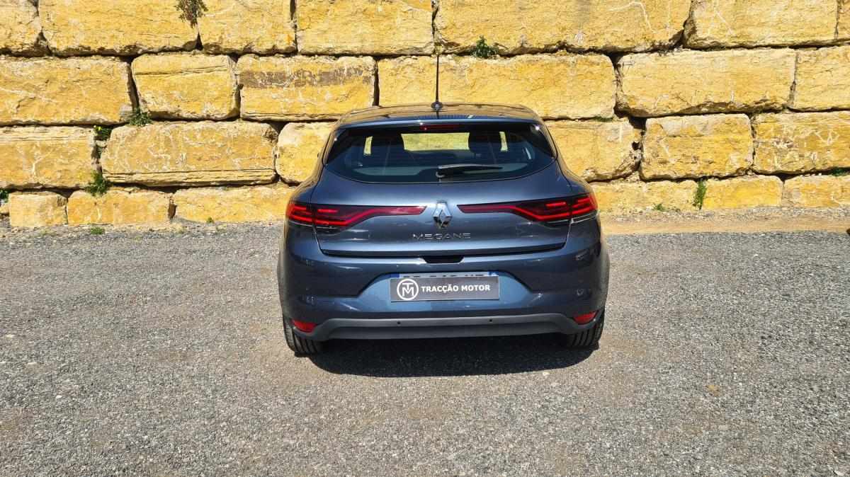 renault-megane-2022-diesel-1461cc