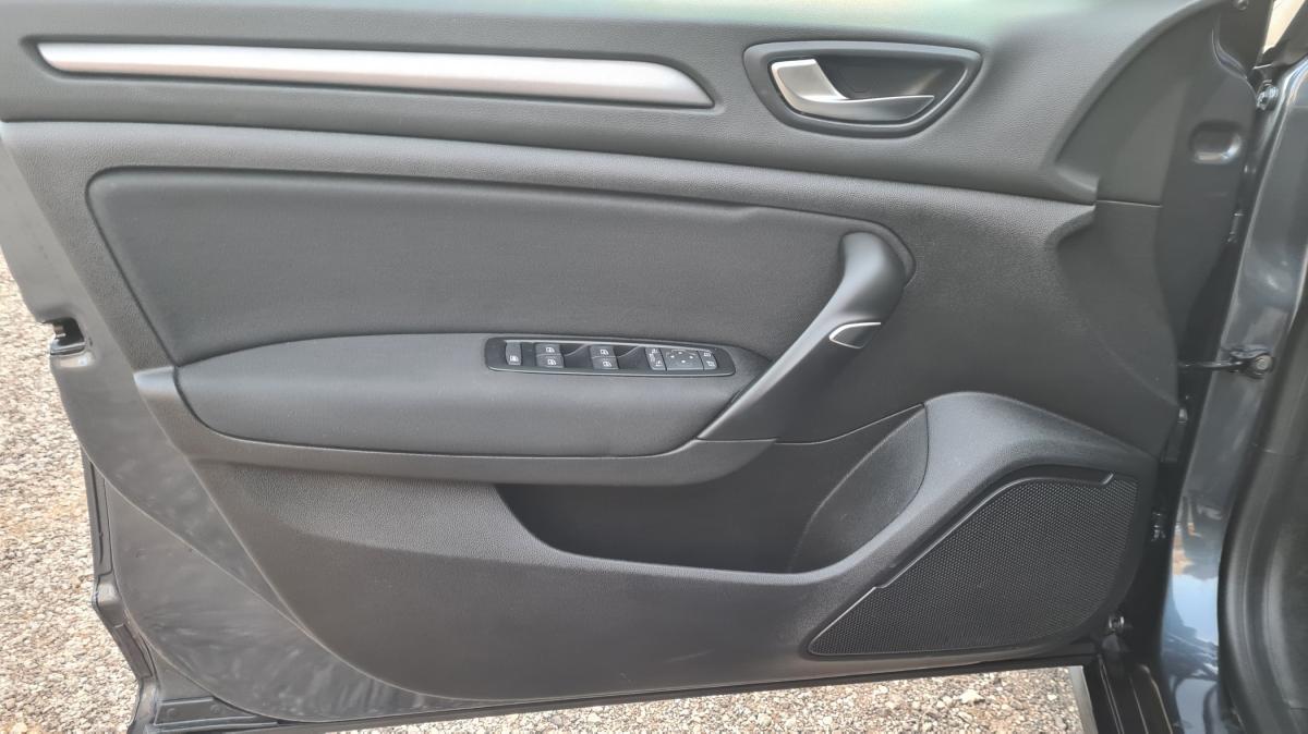 renault-megane-2022-diesel-1461cc