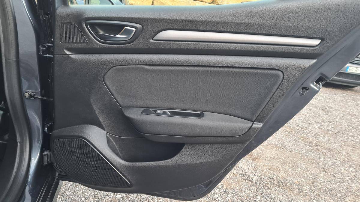 renault-megane-2022-diesel-1461cc