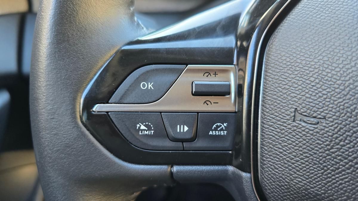 peugeot-308-2022-diesel-1499cc