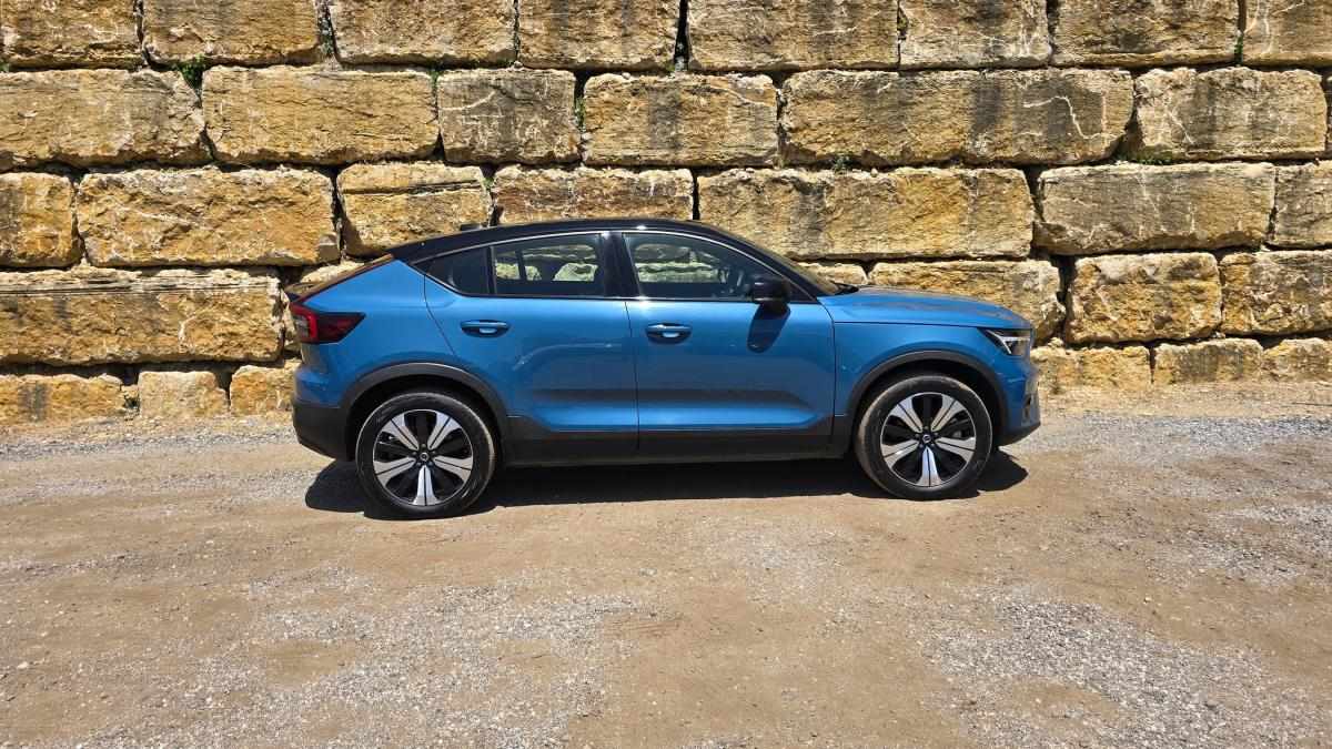 volvo-c40-2023-eletrico-0cc