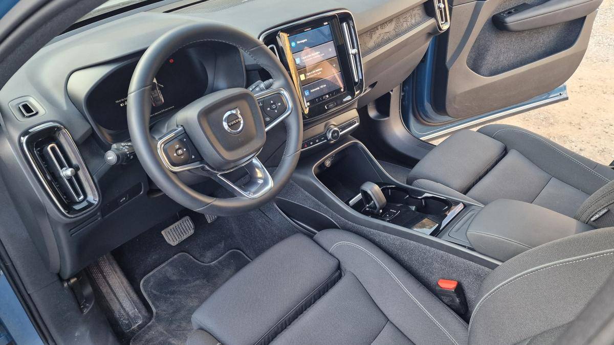 volvo-c40-2023-eletrico-0cc