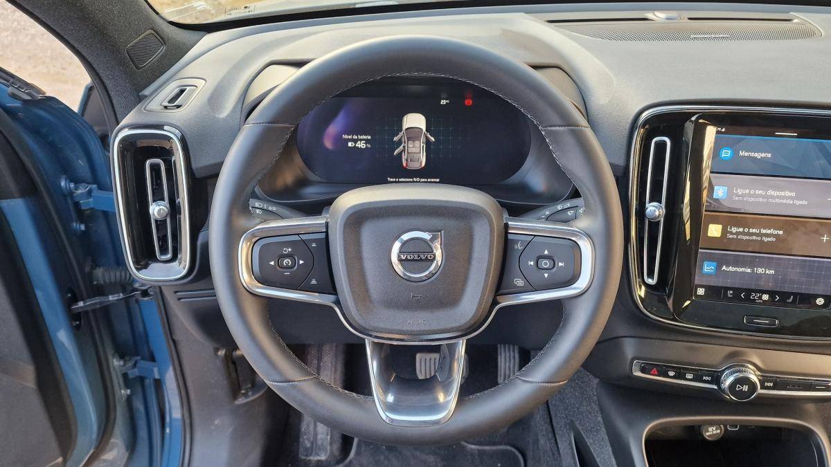 volvo-c40-2023-eletrico-0cc