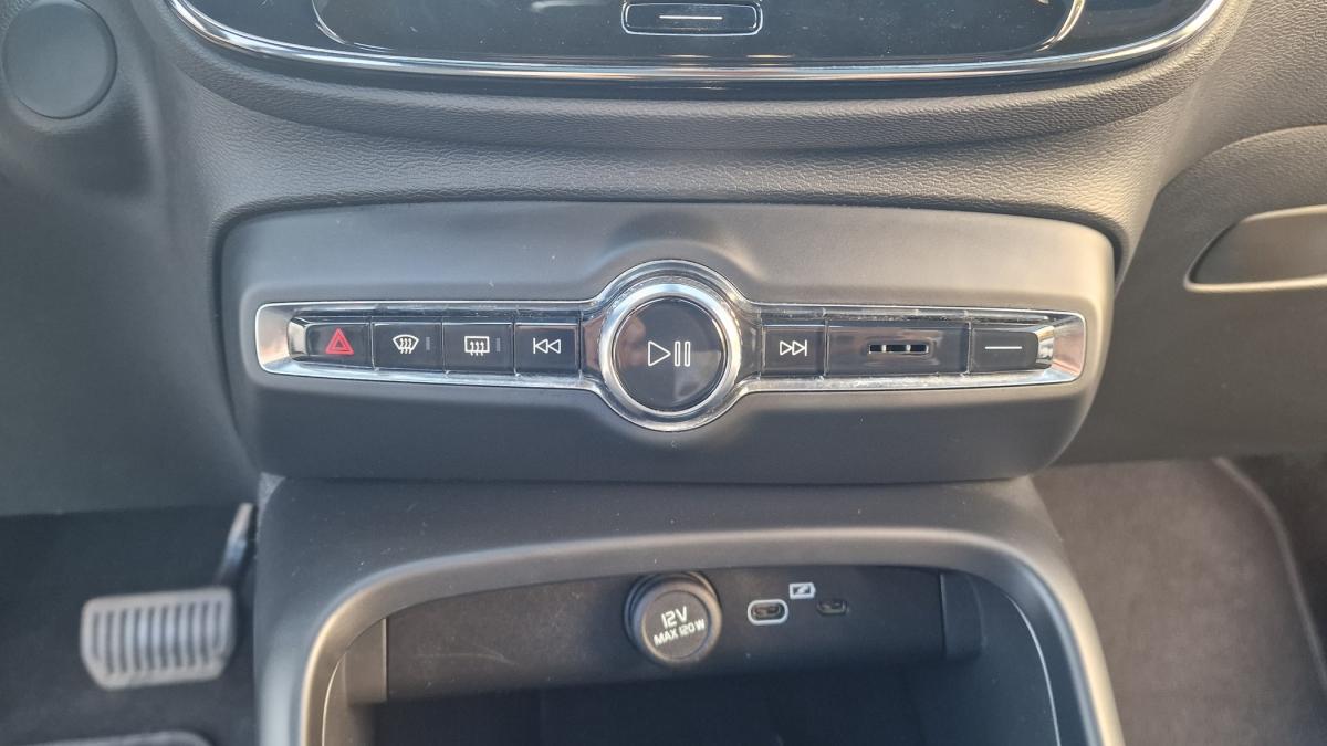 volvo-c40-2023-eletrico-0cc
