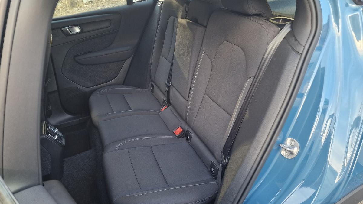 volvo-c40-2023-eletrico-0cc
