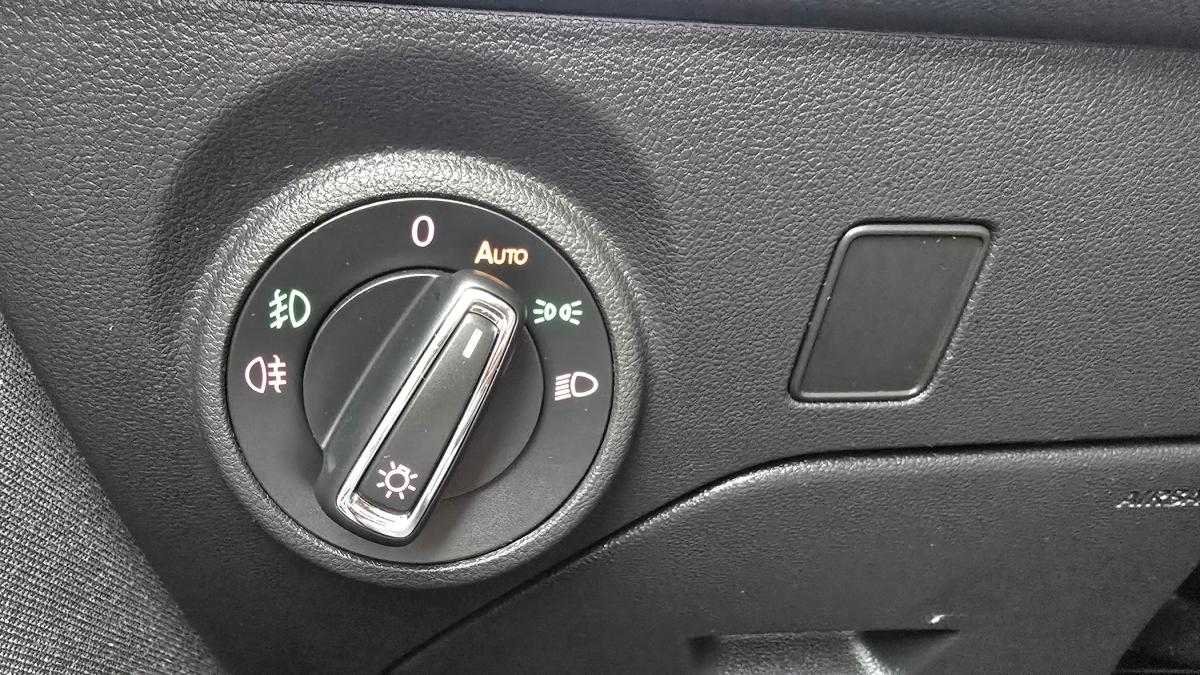 seat-leon-st-2018-diesel-1598cc