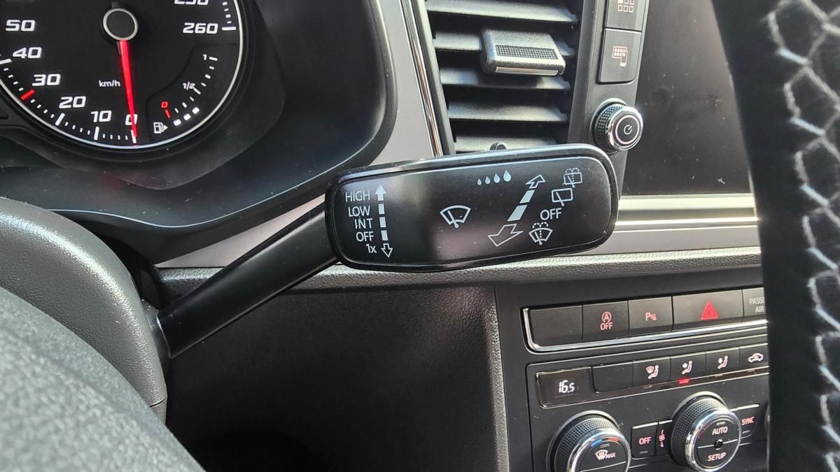 seat-leon-st-2018-diesel-1598cc