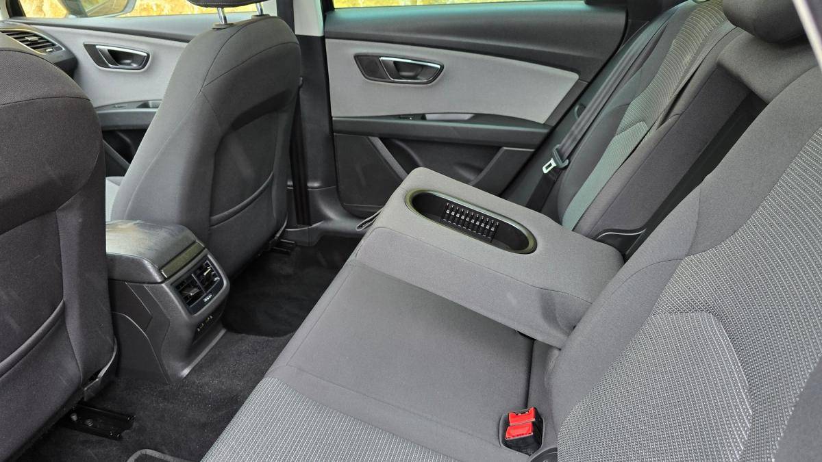 seat-leon-st-2018-diesel-1598cc