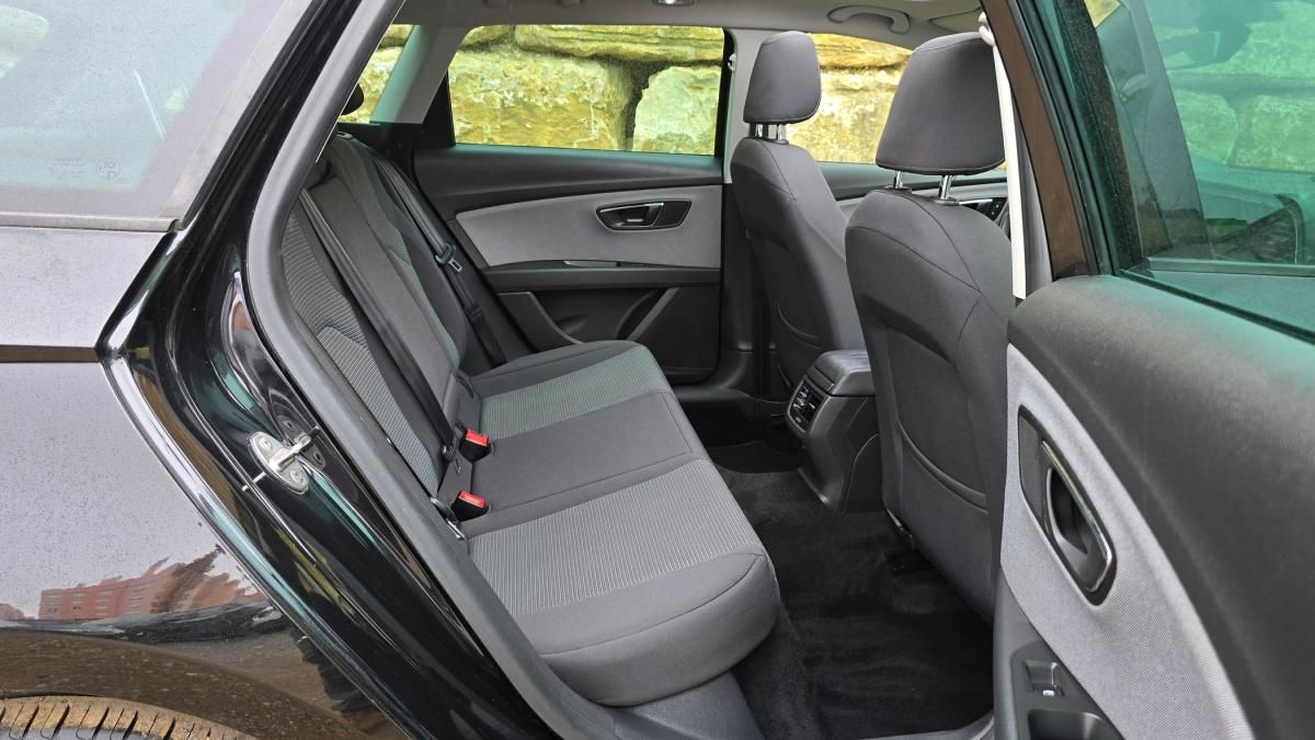 seat-leon-st-2018-diesel-1598cc