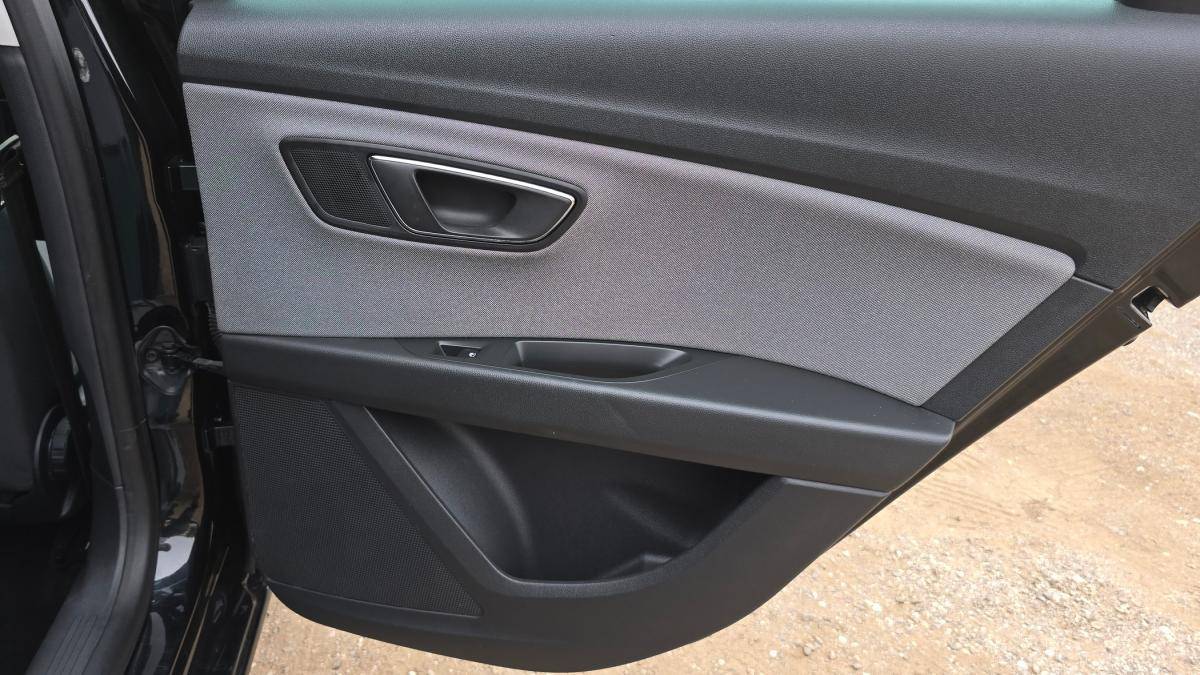 seat-leon-st-2018-diesel-1598cc