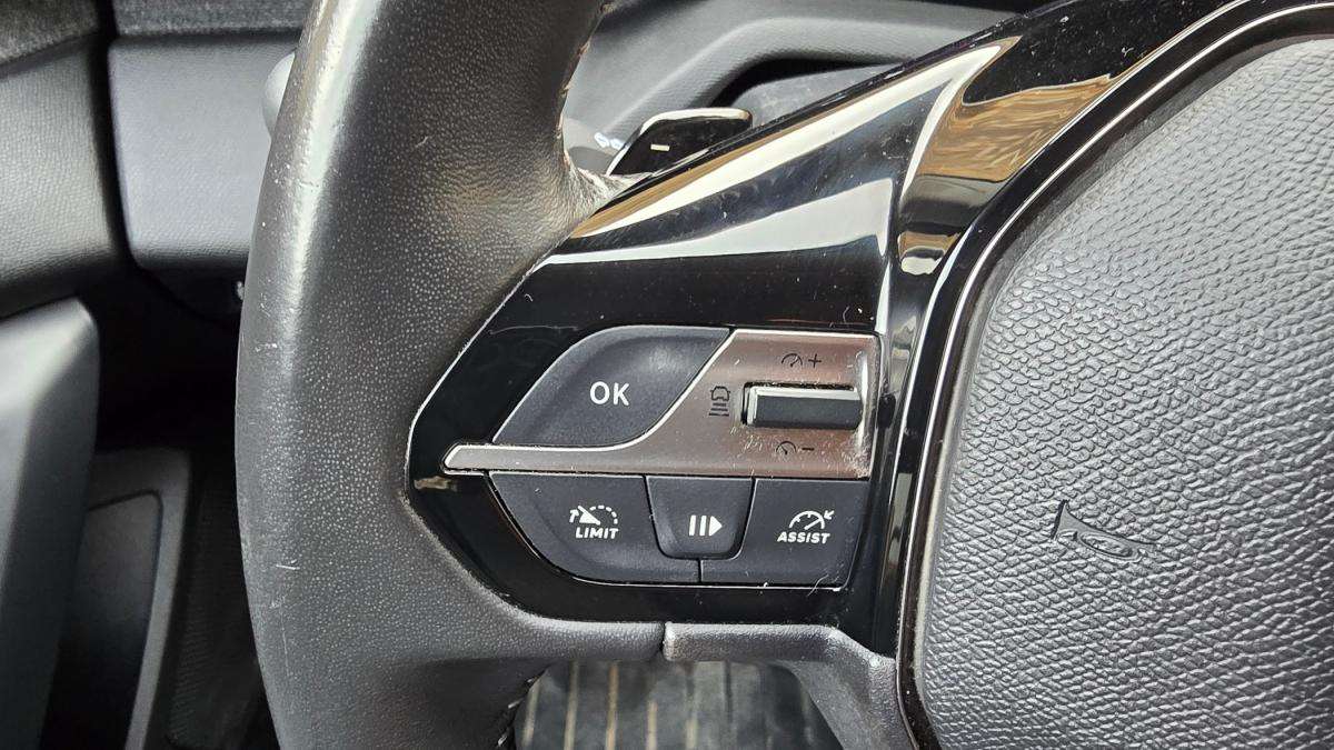 peugeot-408-2023-gasolina-1199cc